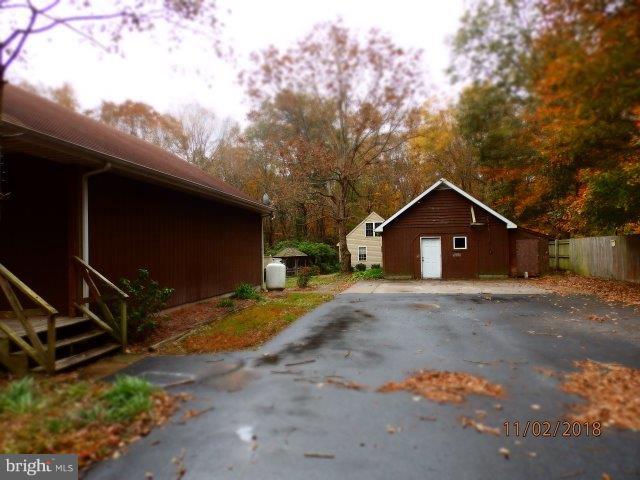 28099 Adkins Road Salisbury, MD 21801 - Photo 11 of 11 parking area