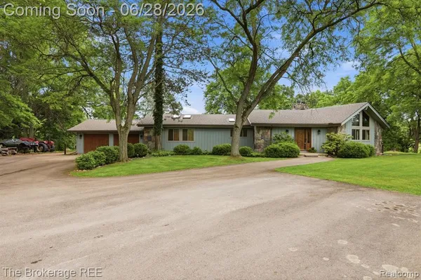 $639,900 | 8475 Knox Road, Clarkston, MI 48348