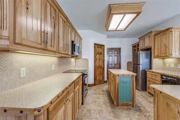 $4,000 | 11744 Foutch Road, Pilot Point, TX 76258