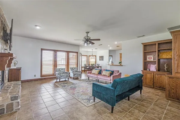 $4,000 | 11744 Foutch Road, Pilot Point, TX 76258