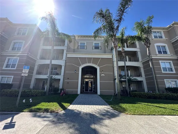 $2,900 | 5024 Shoreway Loop, Unit 107, Orlando, FL 32819
