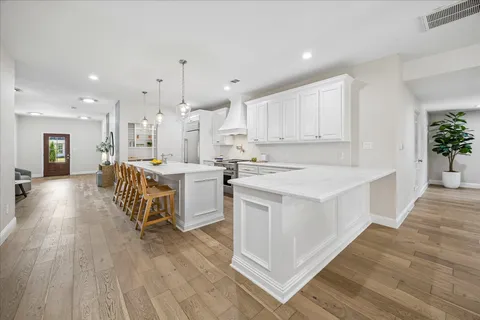 $995,000 | 1534 Althea Drive, Houston, TX 77018