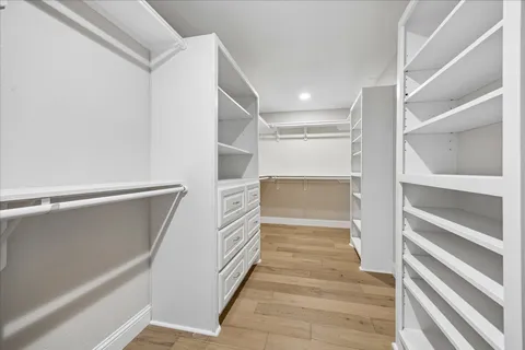 $995,000 | 1534 Althea Drive, Houston, TX 77018