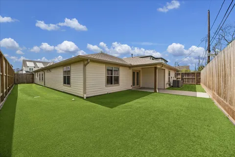 $995,000 | 1534 Althea Drive, Houston, TX 77018