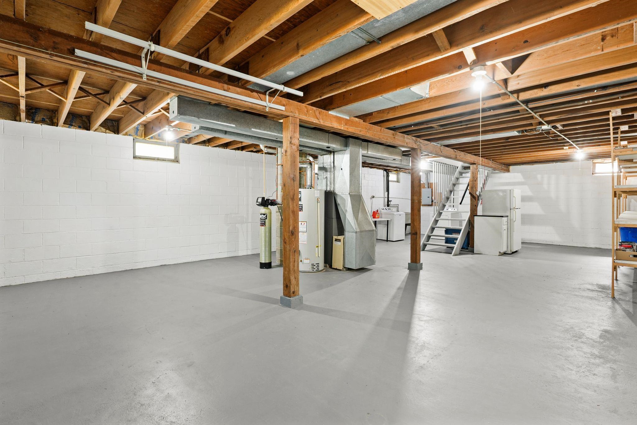 621 South Segoe Road Madison, WI 53711 - Photo 34 of 52 Gallery Image 34