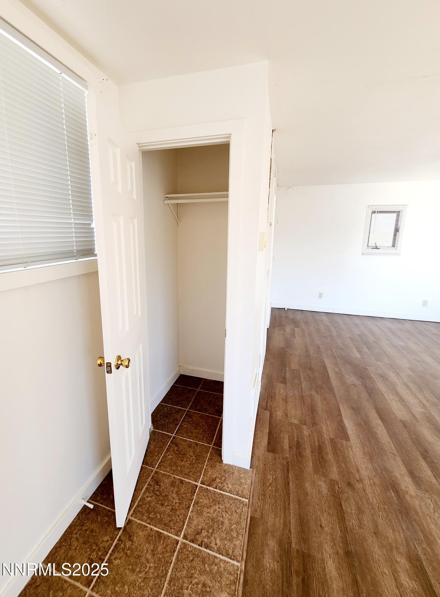 7533 Sandhill Road Fallon, NV 89406 - Photo 5 of 19 20240904_085151