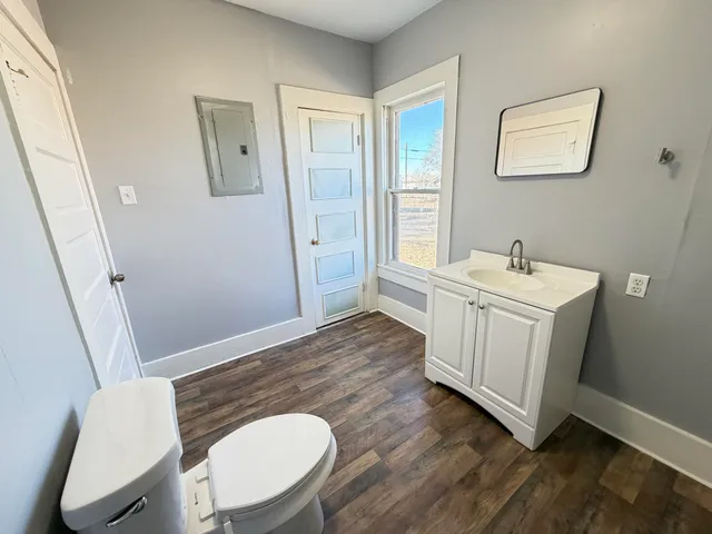 $950 | 215 South 3rd Street, Slaton, TX 79364