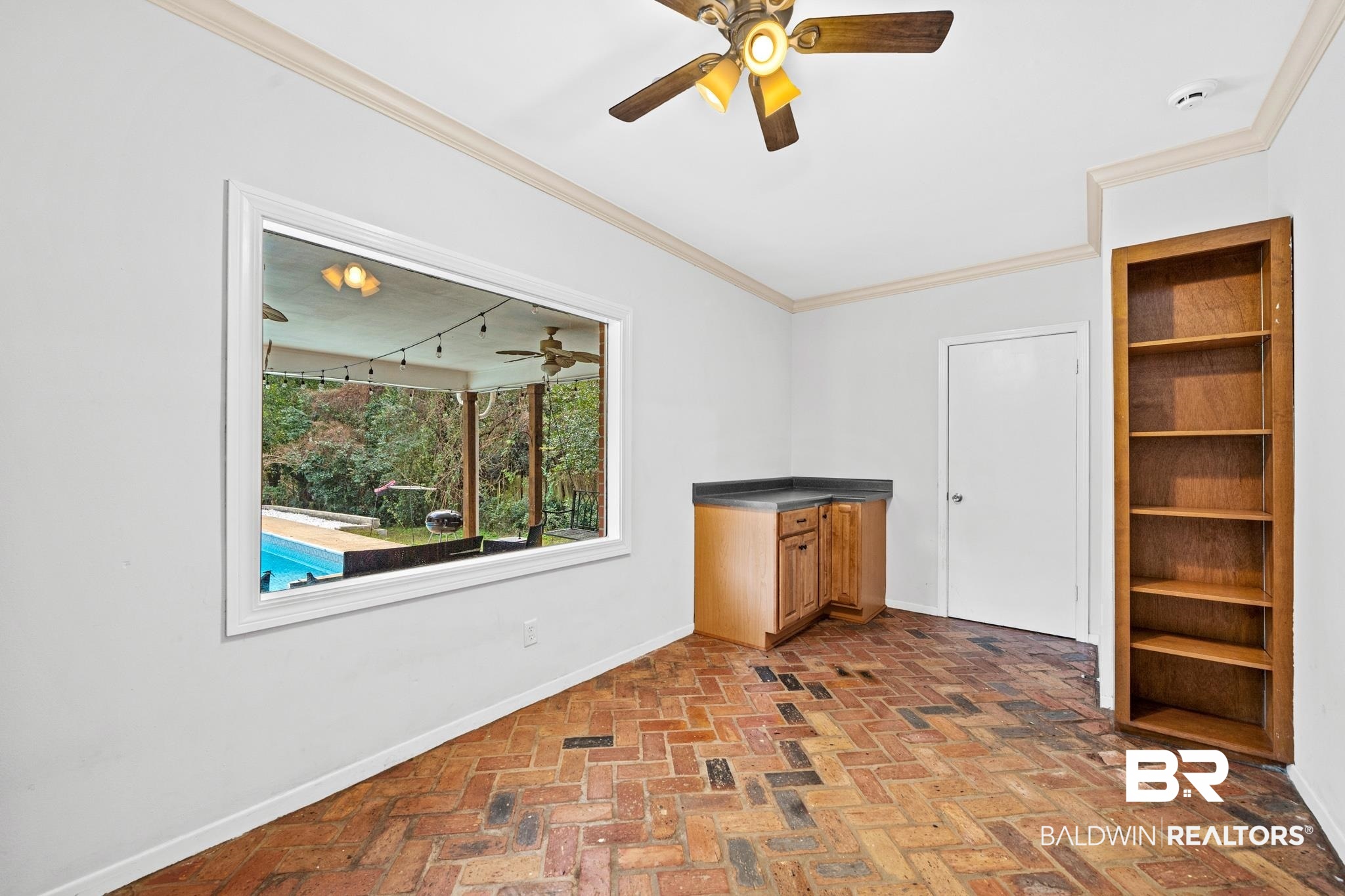 305 Wayne Place Mobile, AL 36609 - Photo 13 of 33