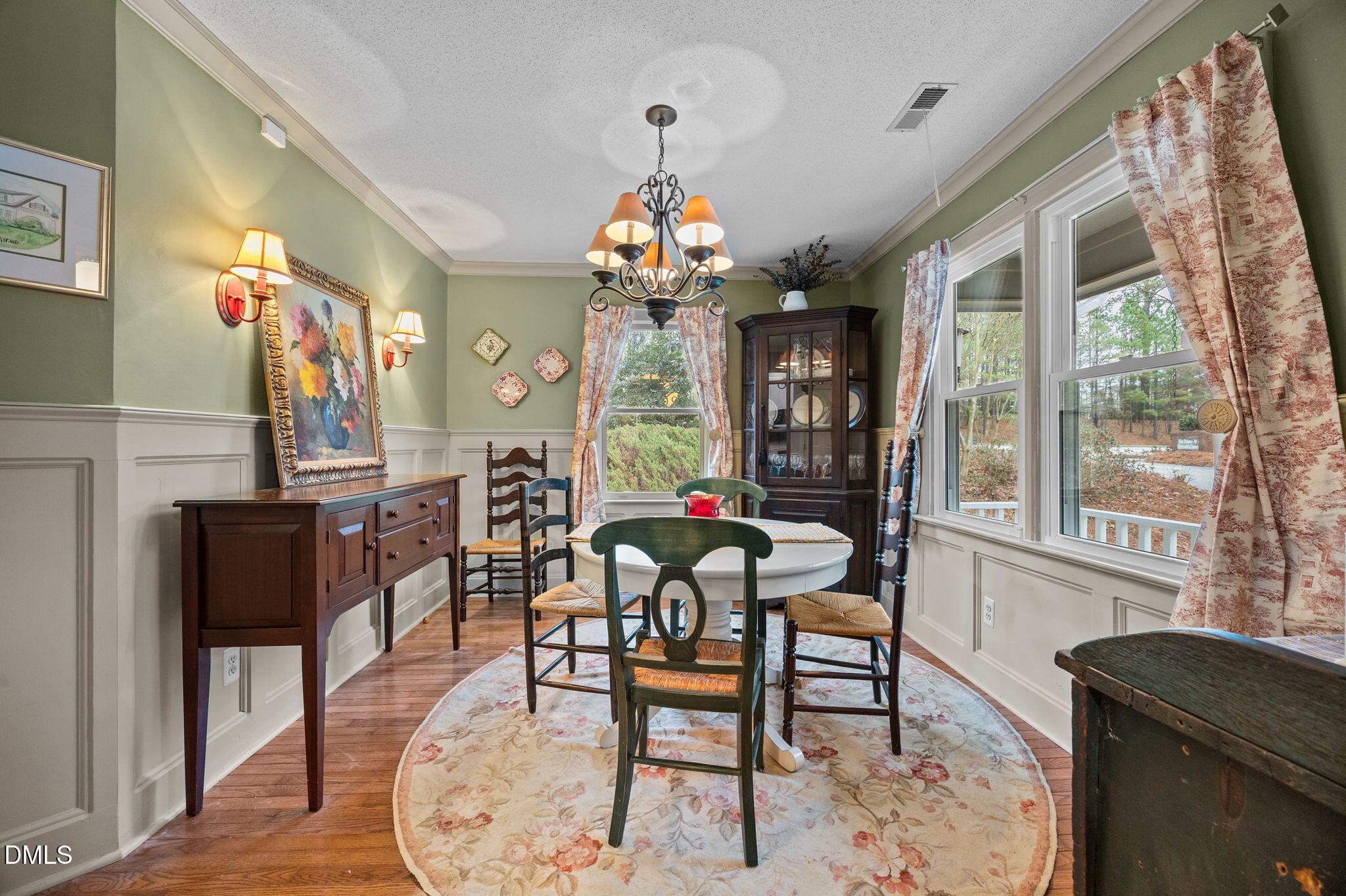 1400 Quarter Point Raleigh, NC 27615 - Photo 7 of 27 23-web-or-mls-IMG_8533