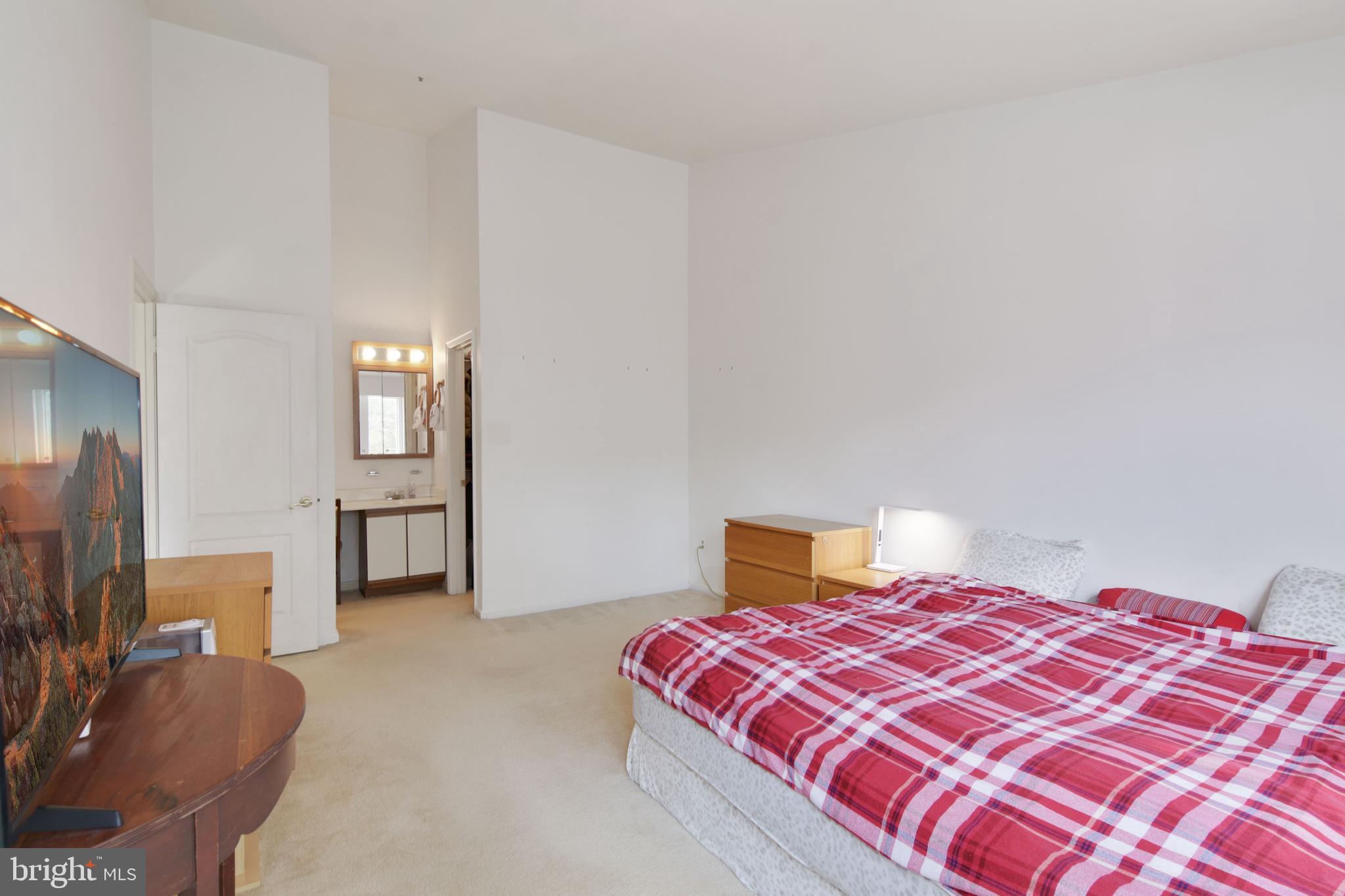 8611 Falls Run Road, Unit L Ellicott City, MD 21043 - Photo 19 of 23 Primary Bedroom