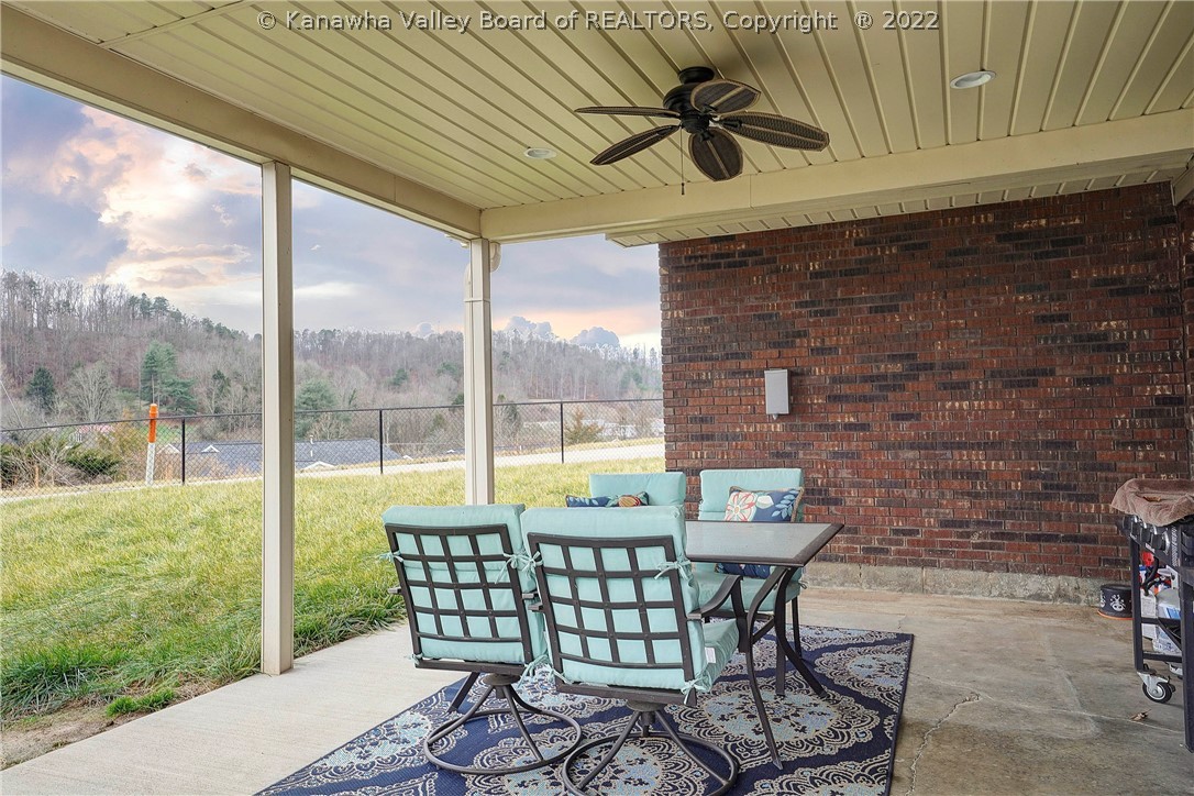 101 Laurel Ridge Road Scott Depot, WV 25560 - Photo 34 of 41 Gallery Image 34