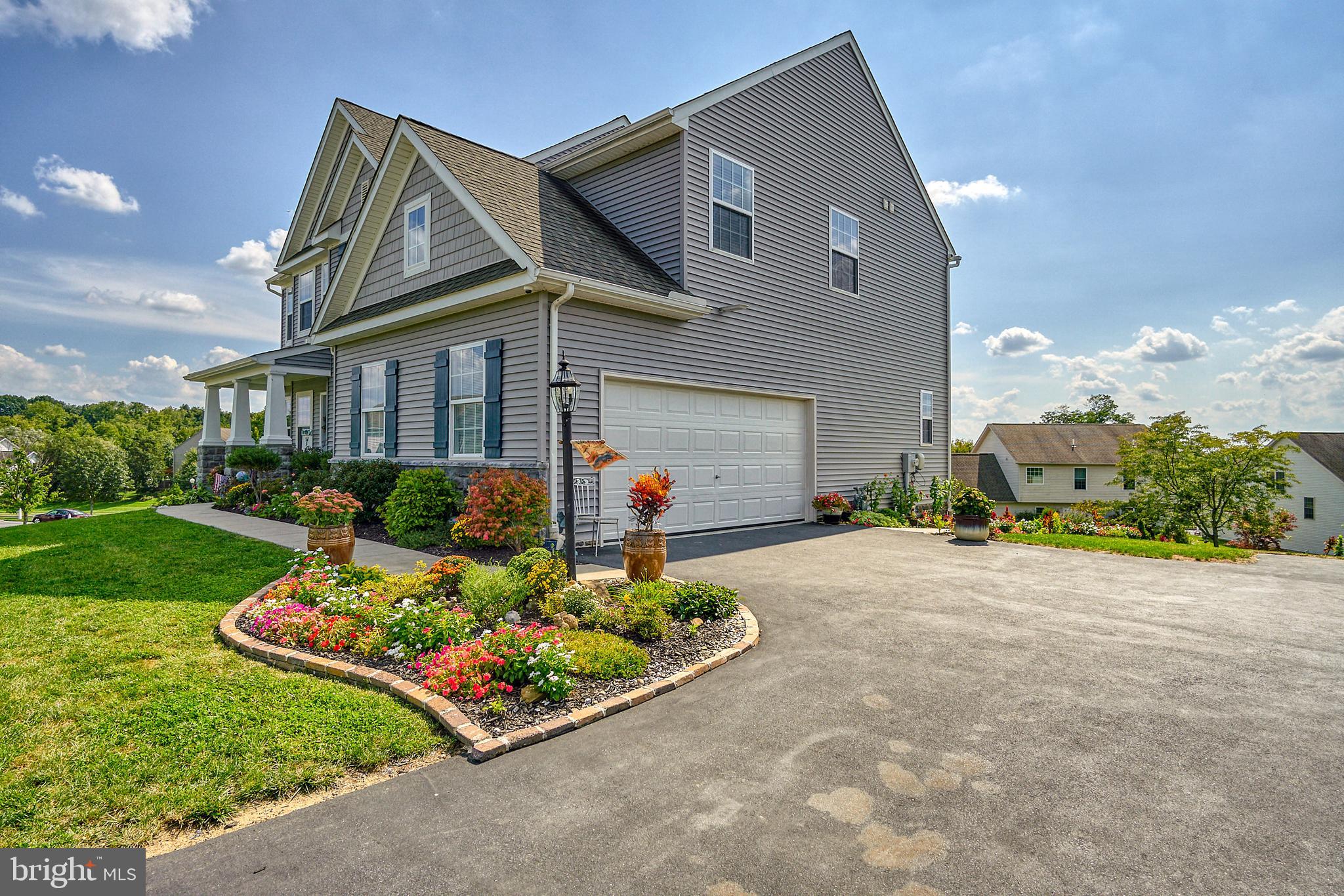 7308 Stone Ridge Circle Harrisburg, PA 17112 - Photo 3 of 43 Gallery Image 3