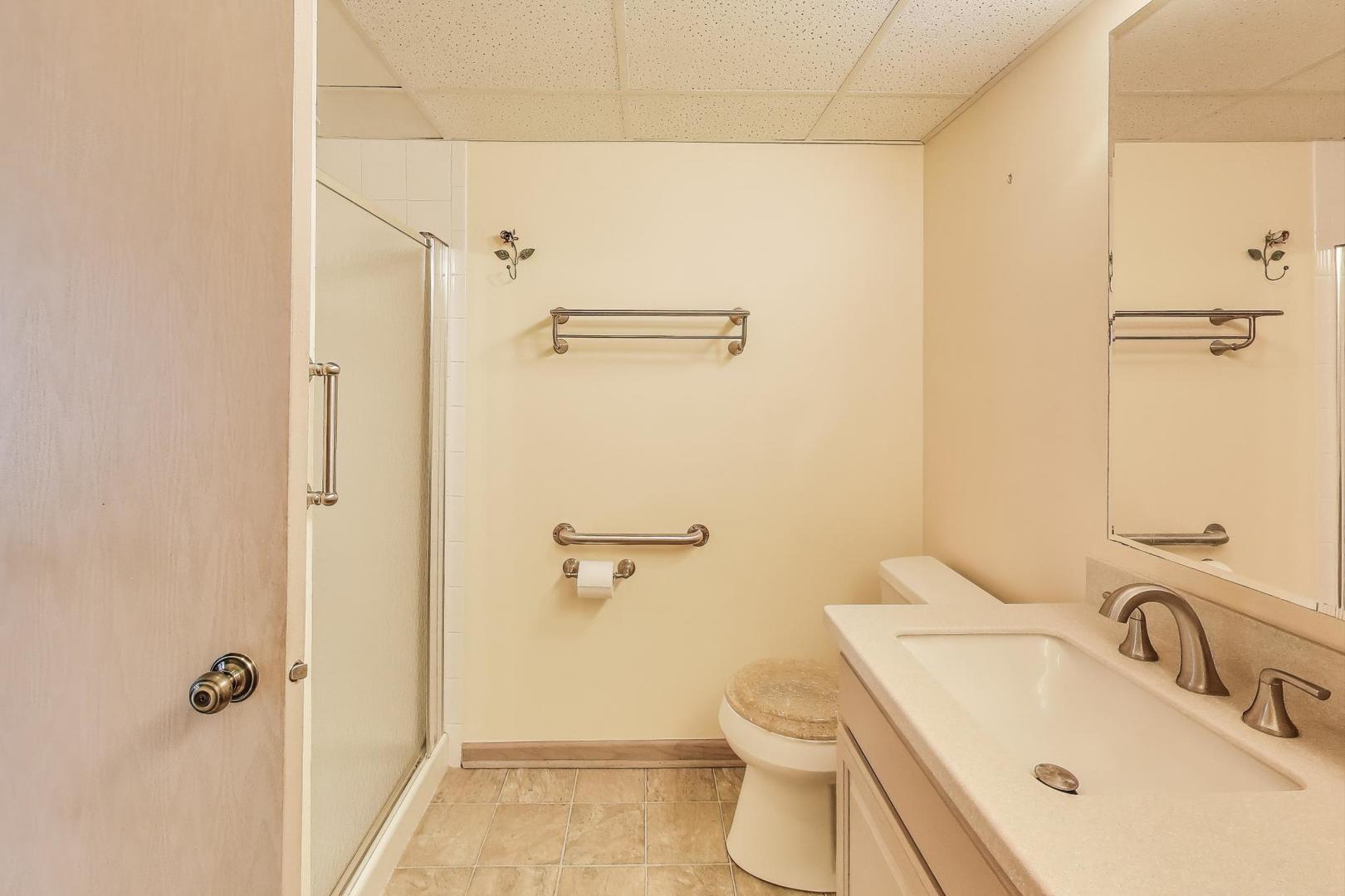 3640 186th Street, Unit 204 Lansing, IL 60438 - Photo 14 of 23