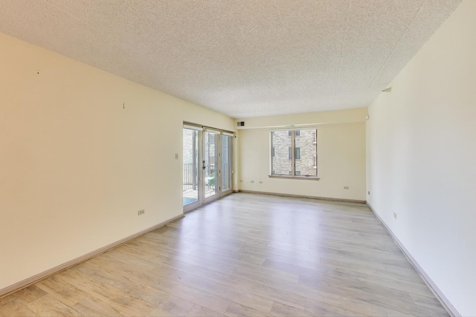 3640 186th Street, Unit 204 Lansing, IL 60438 - Photo 5 of 23