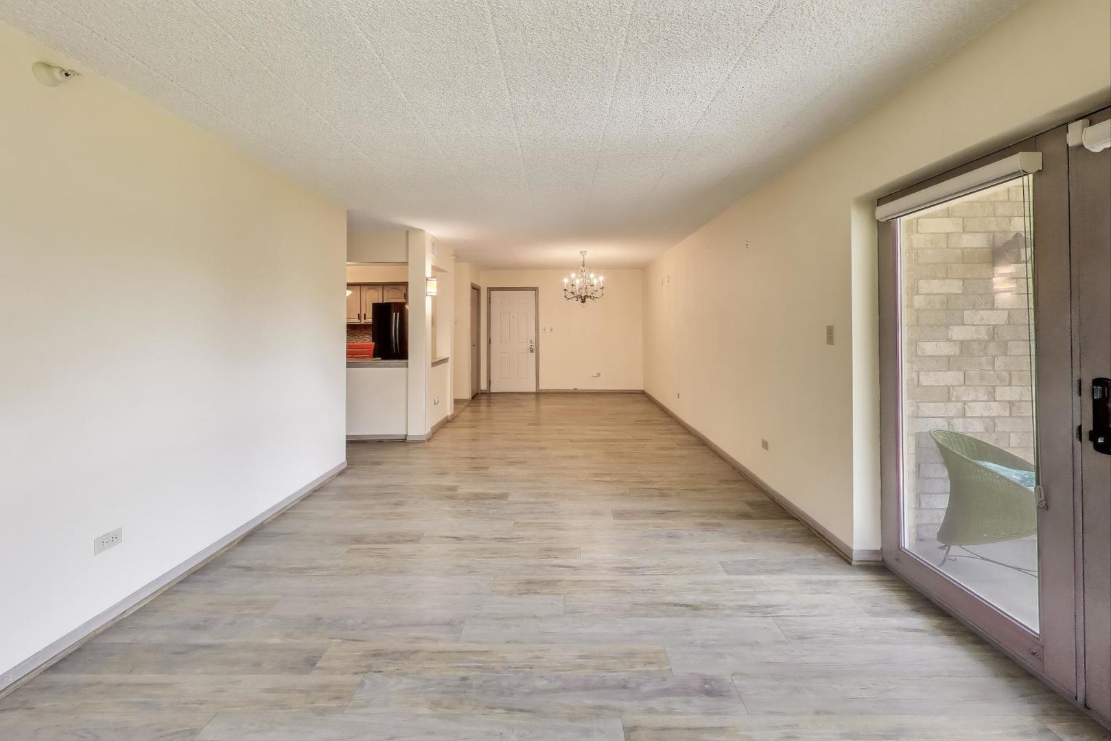 3640 186th Street, Unit 204 Lansing, IL 60438 - Photo 6 of 23