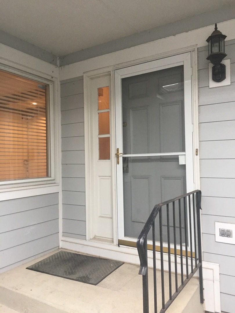 856 Swallow Street Deerfield, IL 60015 - Photo 2 of 2 a view of a porch of a house