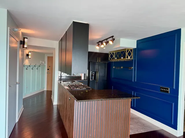 $3,500 | 1720 Maple Avenue, Unit 2680, Evanston, IL 60201