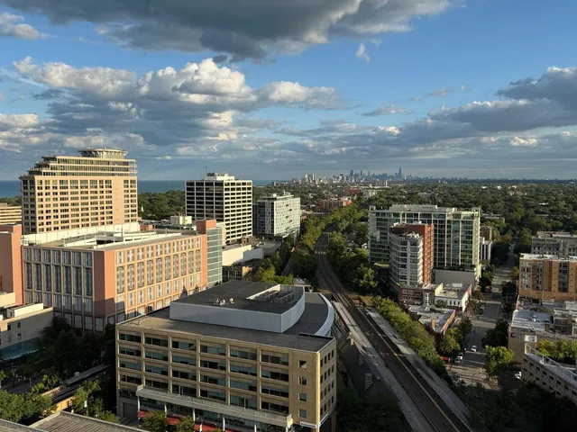 $3,500 | 1720 Maple Avenue, Unit 2680, Evanston, IL 60201