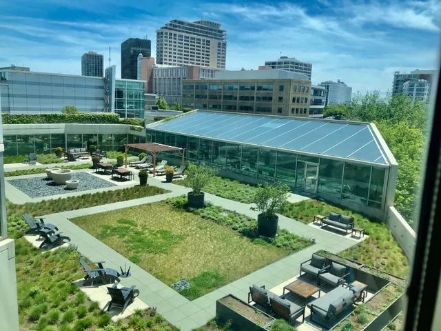 $3,500 | 1720 Maple Avenue, Unit 2680, Evanston, IL 60201