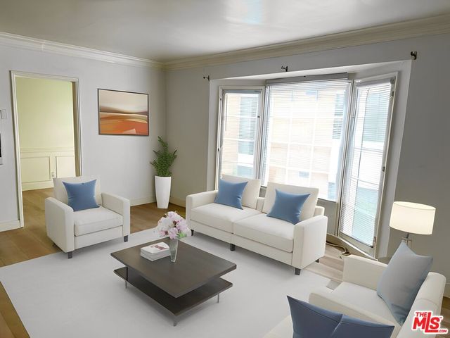 $2,600 | 325 North Palm Drive, Unit F, Beverly Hills, CA 90210