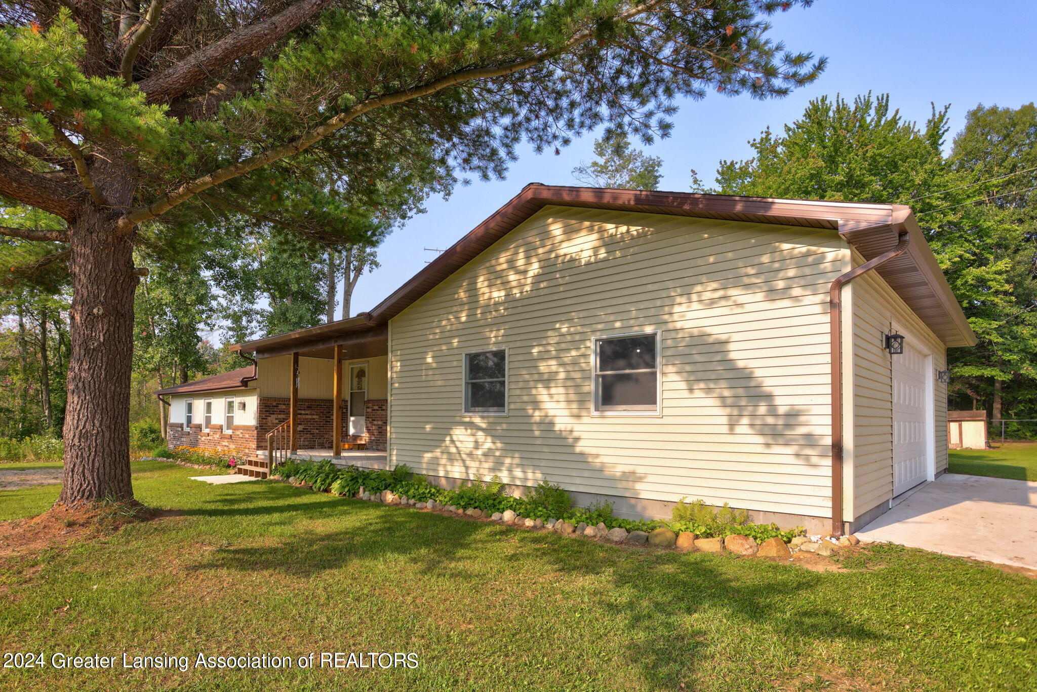 4790 South Wise Road Shepherd, MI 48883 - Photo 6 of 53 6-web-or-mls-4790 S Wise Shepherd -6
