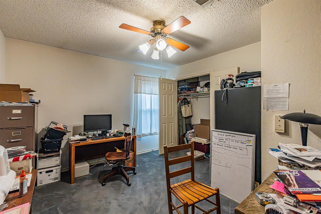 3309 Timber View Circle Bedford, TX 76021 - Photo 28 of 38 a workspace with furniture and a ceiling fan