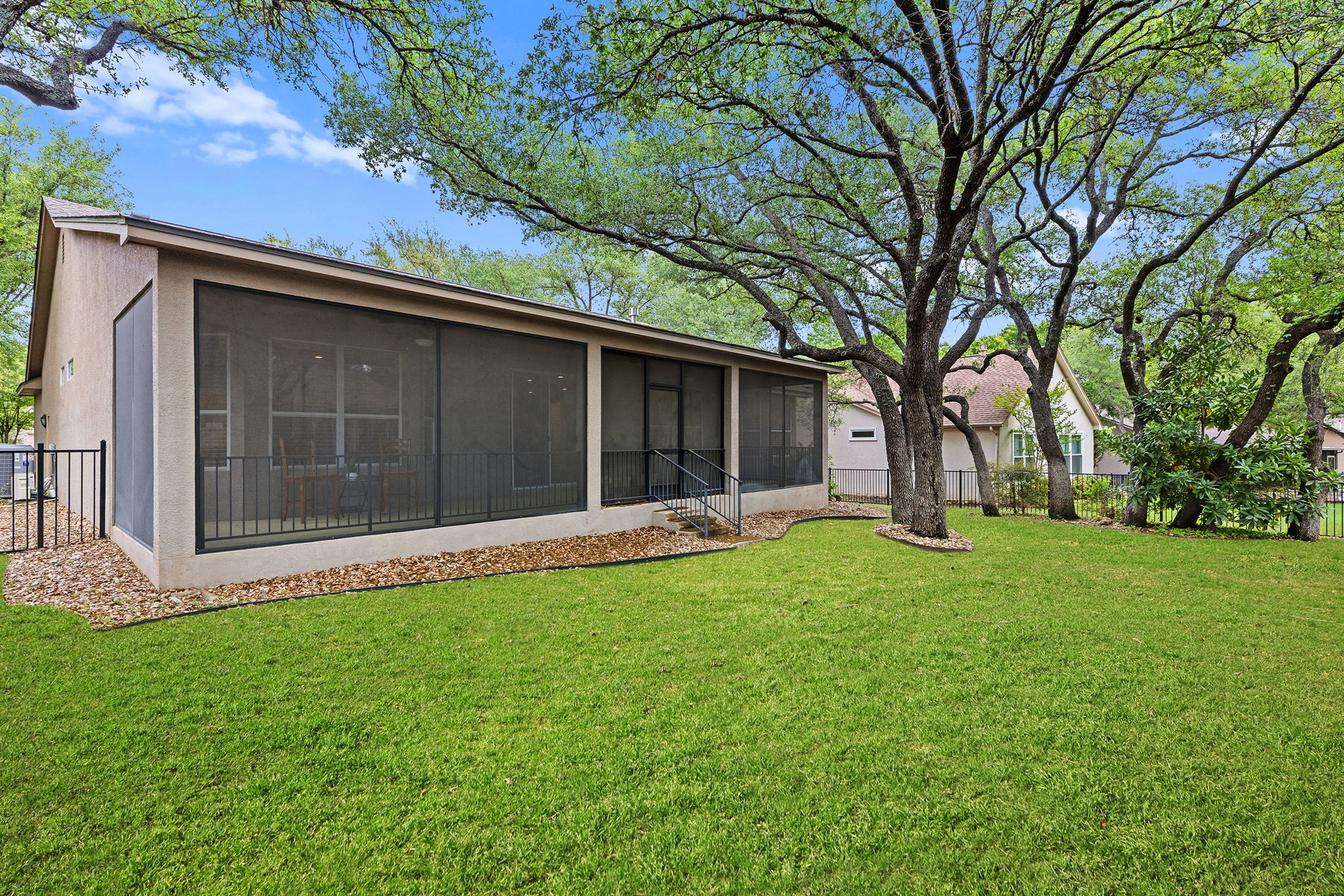 120 Ruellia Drive Georgetown, TX 78633 - Photo 9 of 39