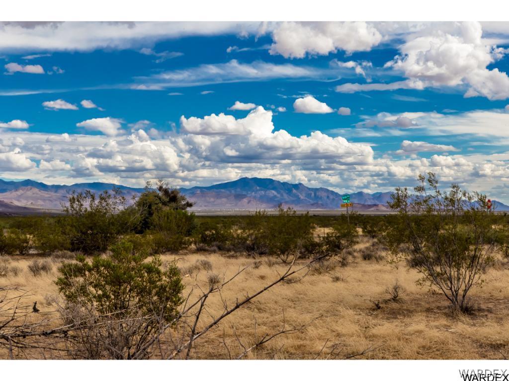 529 South Verde Road Golden Valley, AZ 86413 - Photo 28 of 33 Gallery Image 28
