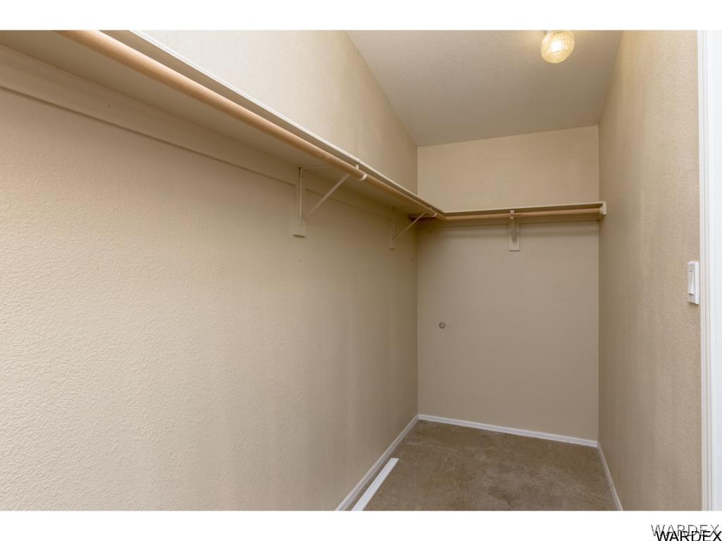 529 South Verde Road Golden Valley, AZ 86413 - Photo 7 of 33 master closet