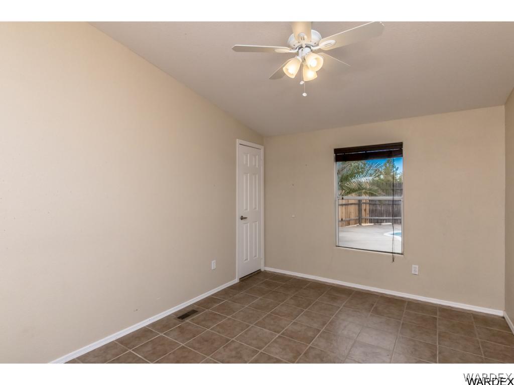 529 South Verde Road Golden Valley, AZ 86413 - Photo 8 of 33 Gallery Image 8