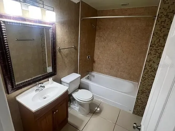 $4,500 | 3522 West Price Avenue, Tampa, FL 33611