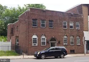 $1,250 | 919 Avenue Of The States, Unit 2D, Chester, PA 19013