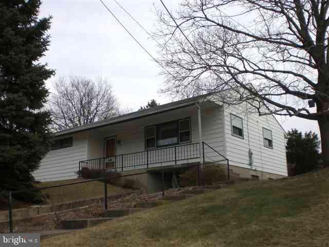 558 Walnut Road Steelton, PA 17113 - Photo 1 of 12