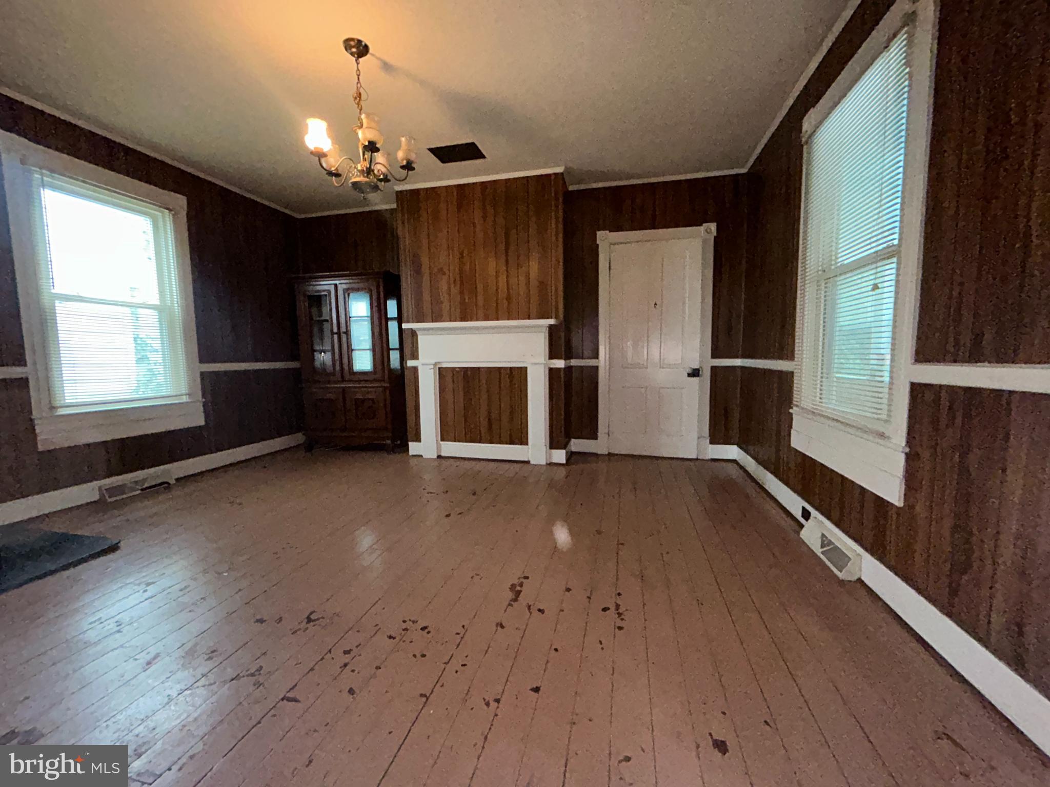 161 East Main Street Orange, VA 22960 - Photo 29 of 37 a view of a livingroom with a furniture wooden floor and window