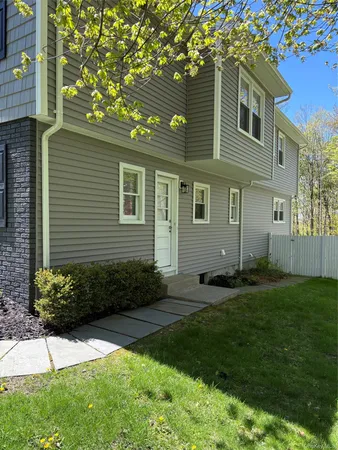 $2,999 | 3213 South Shelley Street, Mohegan Lake, NY 10547