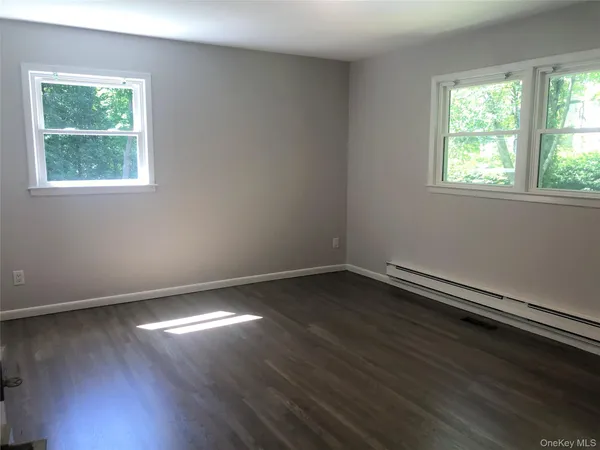 $2,999 | 3213 South Shelley Street, Mohegan Lake, NY 10547
