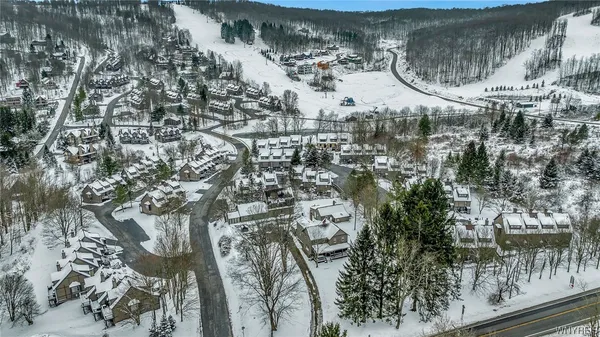 $845,000 | 6979 Highway 242, Ellicottville, NY 14731