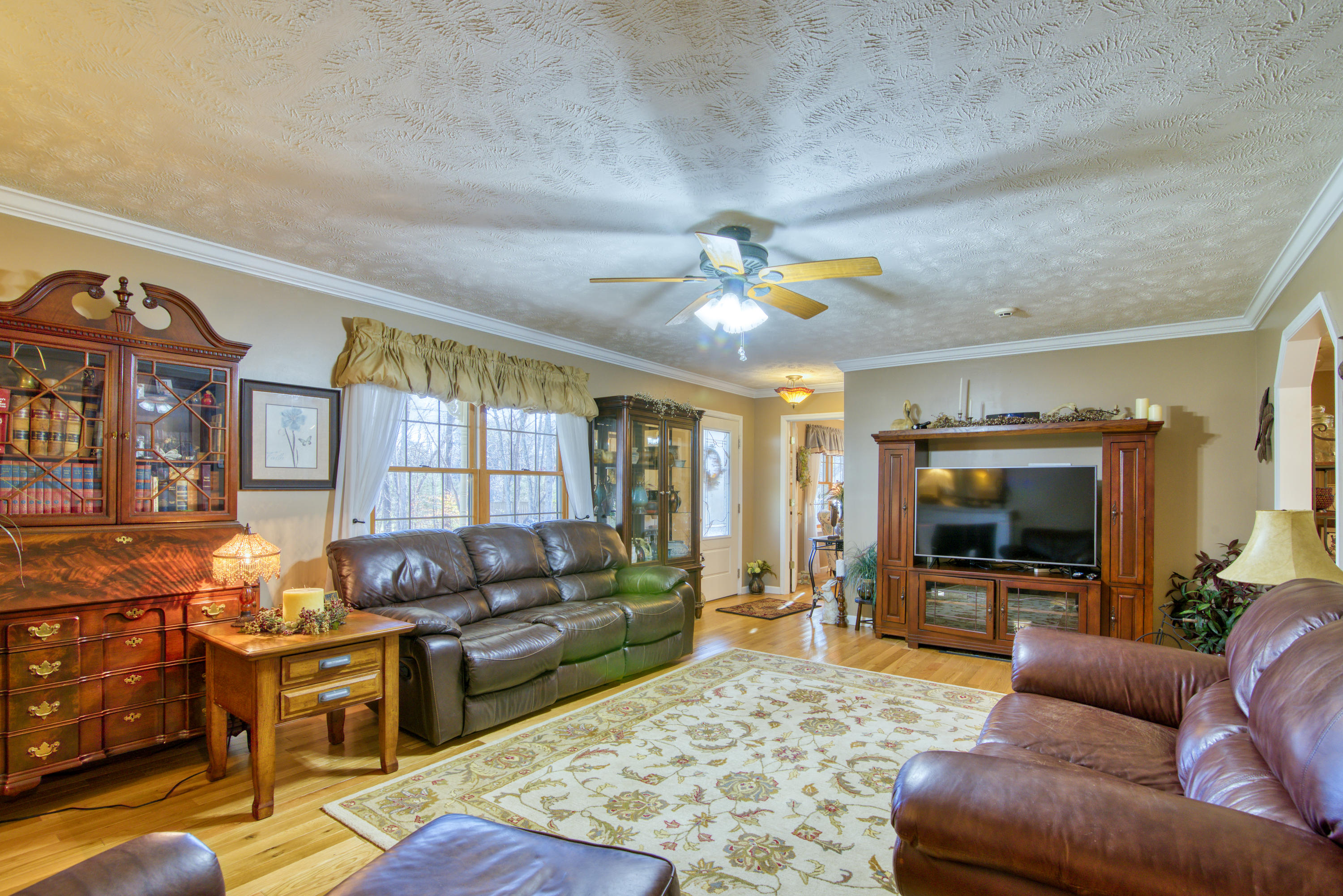 190 Dogwood Hills Road Fall Branch, TN 37656 - Photo 8 of 69 DSC_1671__Dogwood