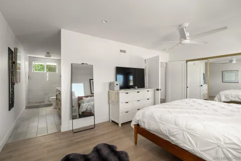 $1,995,000 | 2927 Levante Street, Carlsbad, CA 92009