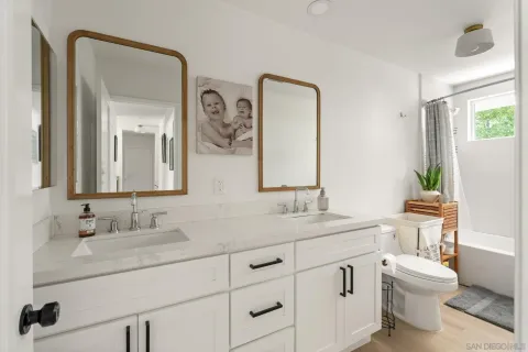 $1,995,000 | 2927 Levante Street, Carlsbad, CA 92009