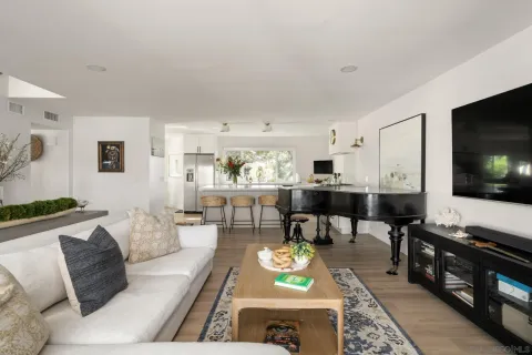 $1,995,000 | 2927 Levante Street, Carlsbad, CA 92009