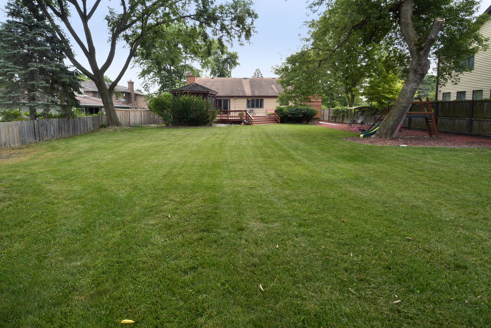 1620 Pfingsten Road Northbrook, IL 60062 - Photo 26 of 28
