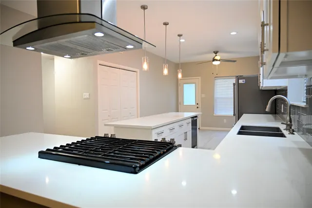 $2,800 | 2339 Bent River Drive, Sugar Land, TX 77479