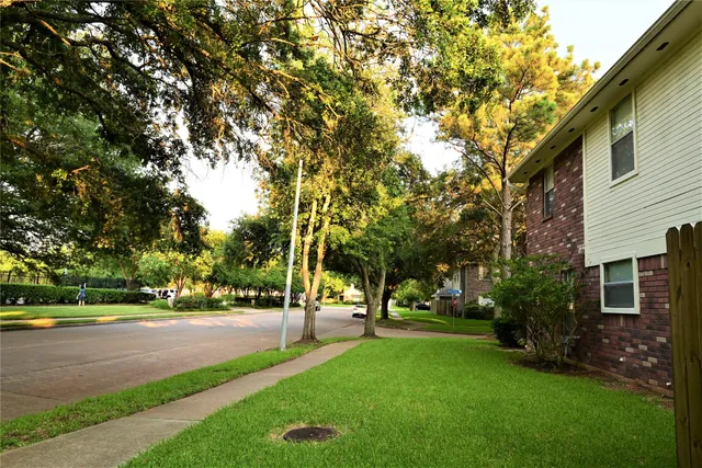 $2,800 | 2339 Bent River Drive, Sugar Land, TX 77479