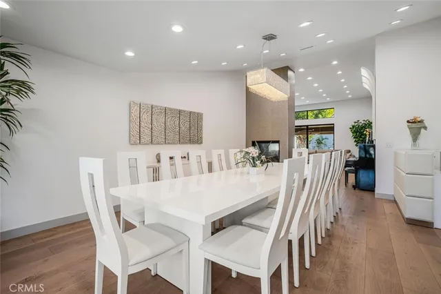 $2,995,000 | 1544 Ard Eevin Avenue, Glendale, CA 91202