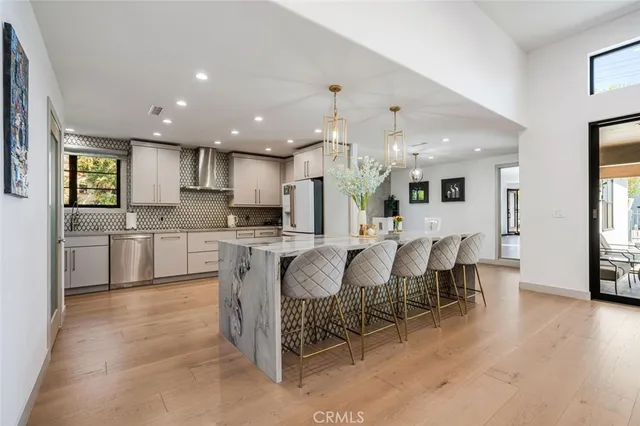 $2,995,000 | 1544 Ard Eevin Avenue, Glendale, CA 91202