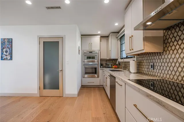 $2,995,000 | 1544 Ard Eevin Avenue, Glendale, CA 91202