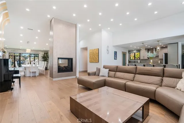 $2,995,000 | 1544 Ard Eevin Avenue, Glendale, CA 91202