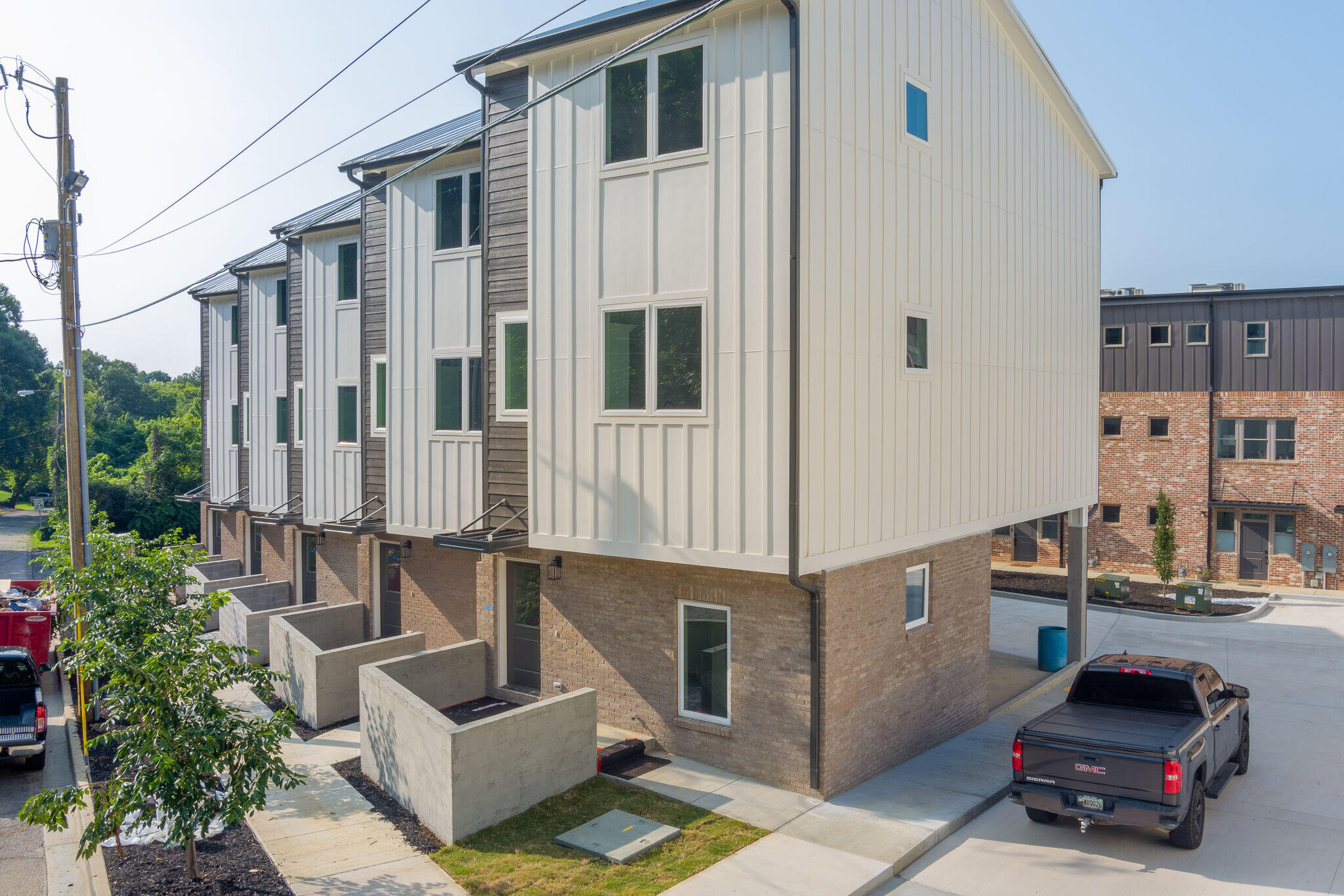 724 West Bell Ave Unit 110  