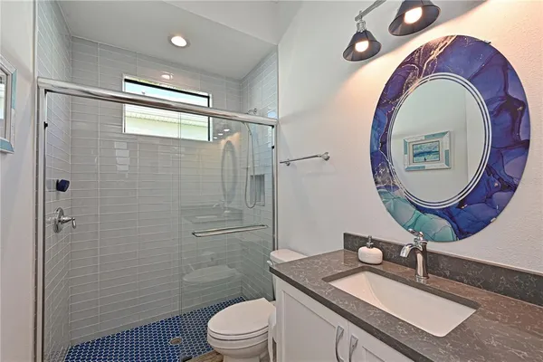 $5,400 | 8013 Clearwater Court, Sarasota, FL 34241